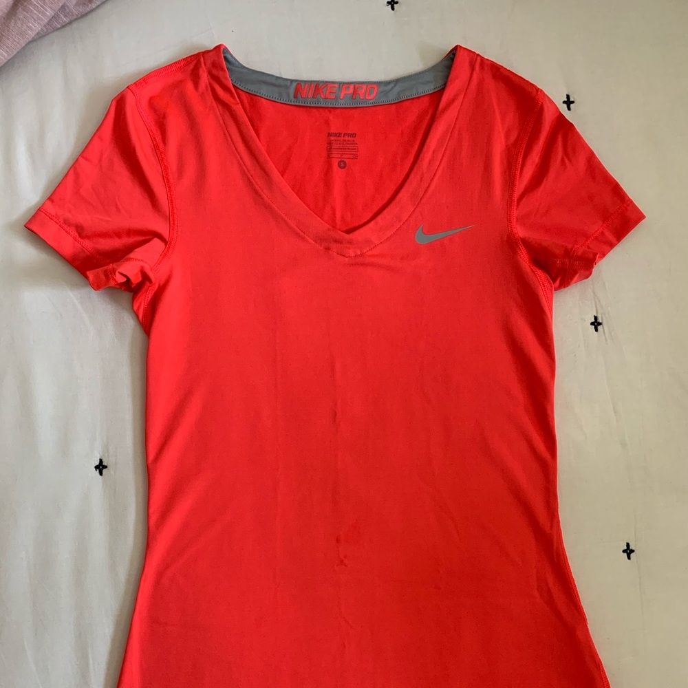 ❌SOLD❌ Nike Pro Top